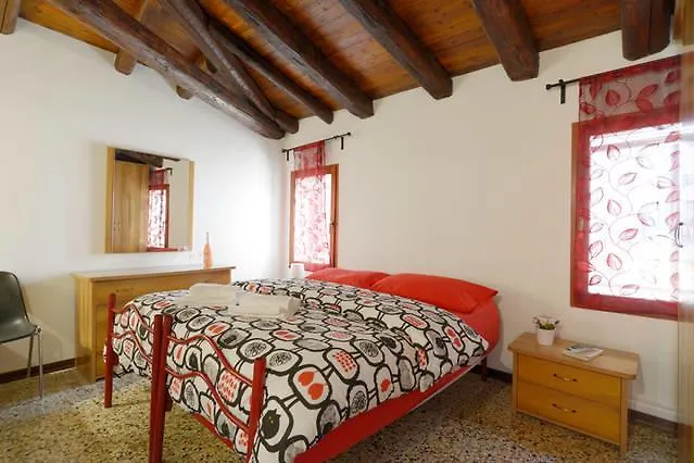 2578 Casa